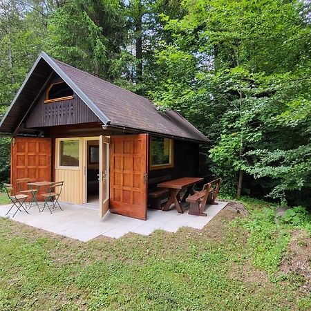 Готель Glamping Fikfak Блед Екстер'єр фото