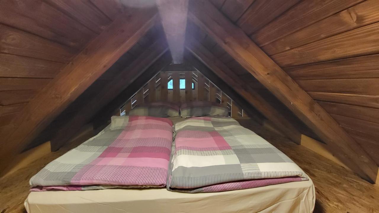 Готель Glamping Fikfak Блед Екстер'єр фото